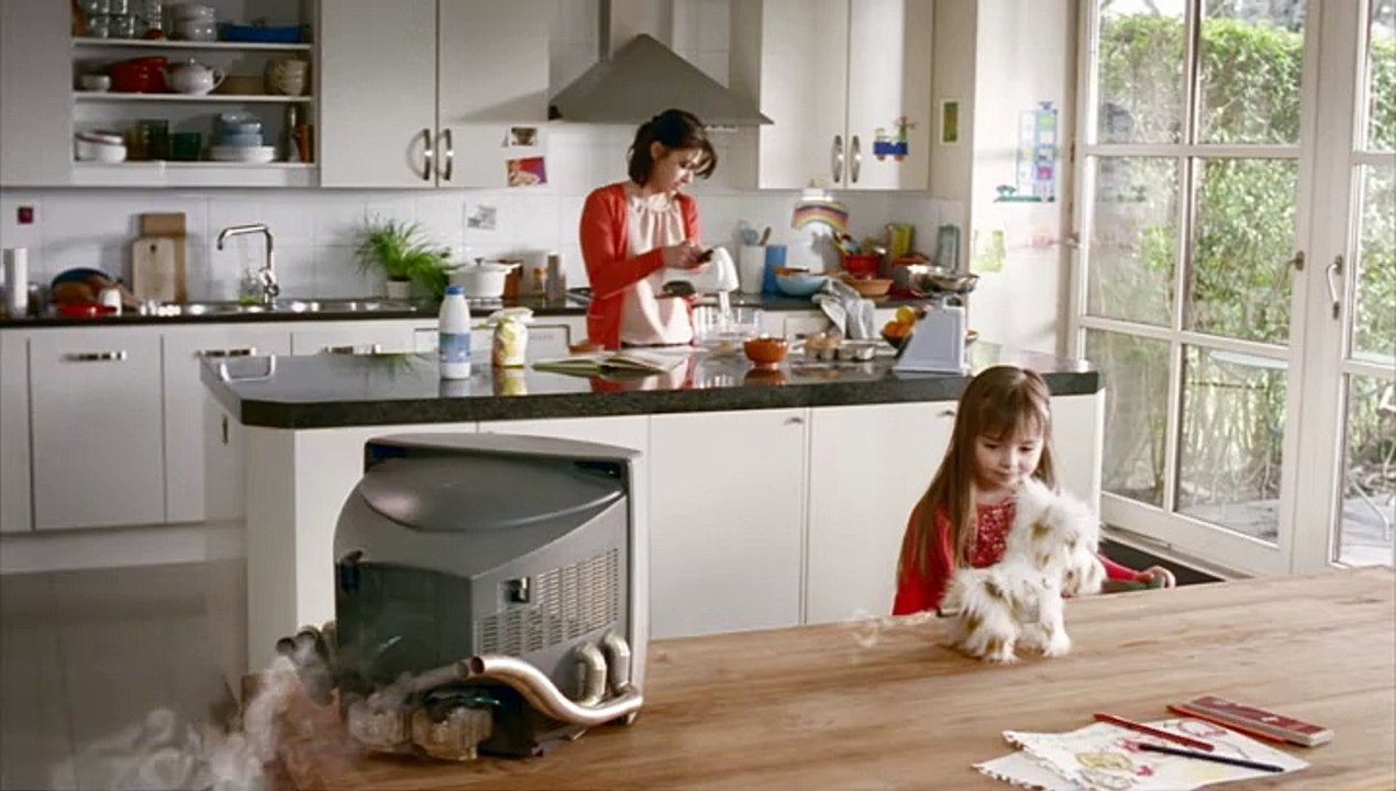 Renault - voiture électrique Renault ZE, "Vie électrique" - mai 2011