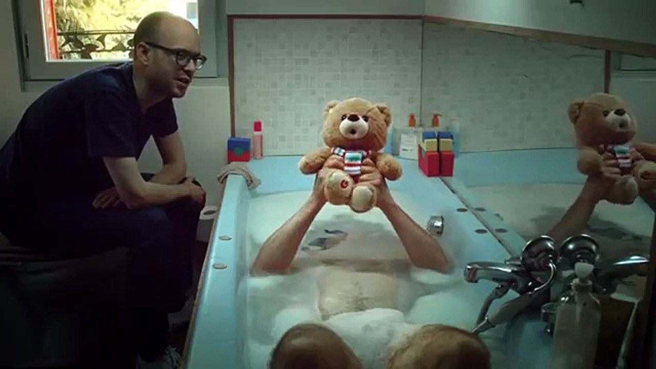 Les Gaulois pour Jemini - ours en peluche Grumly, «Joue du Grumly, www.grumly.fr» - octobre 2014 - watergrum
