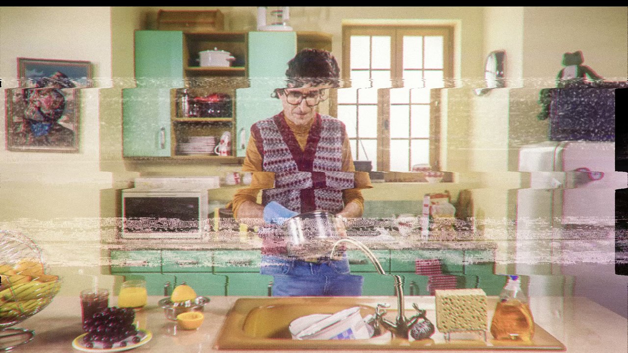 Pinkanova pour Sitram - ustensiles de cuisine, «Entre nous, c'est du solide» - octobre 2014 - casserole