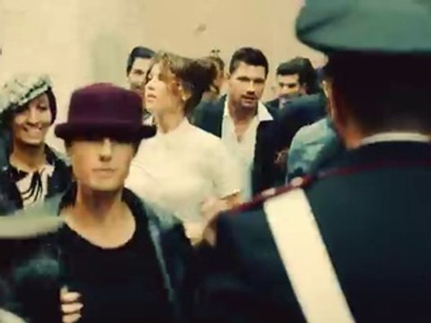 Opperman Weiss New York pour Martini - boisson alcoolisée, «Begin Desire» - octobre 2014