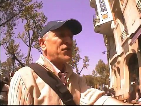 Parti Communiste Français (PCF) - parti politique - mai 2010 - La Brigade Anti-Vieux, B.A.V. , à la poursuite du vieux