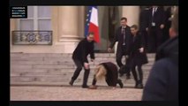 La première ministre danoise chute sur les marches de l'Elysée