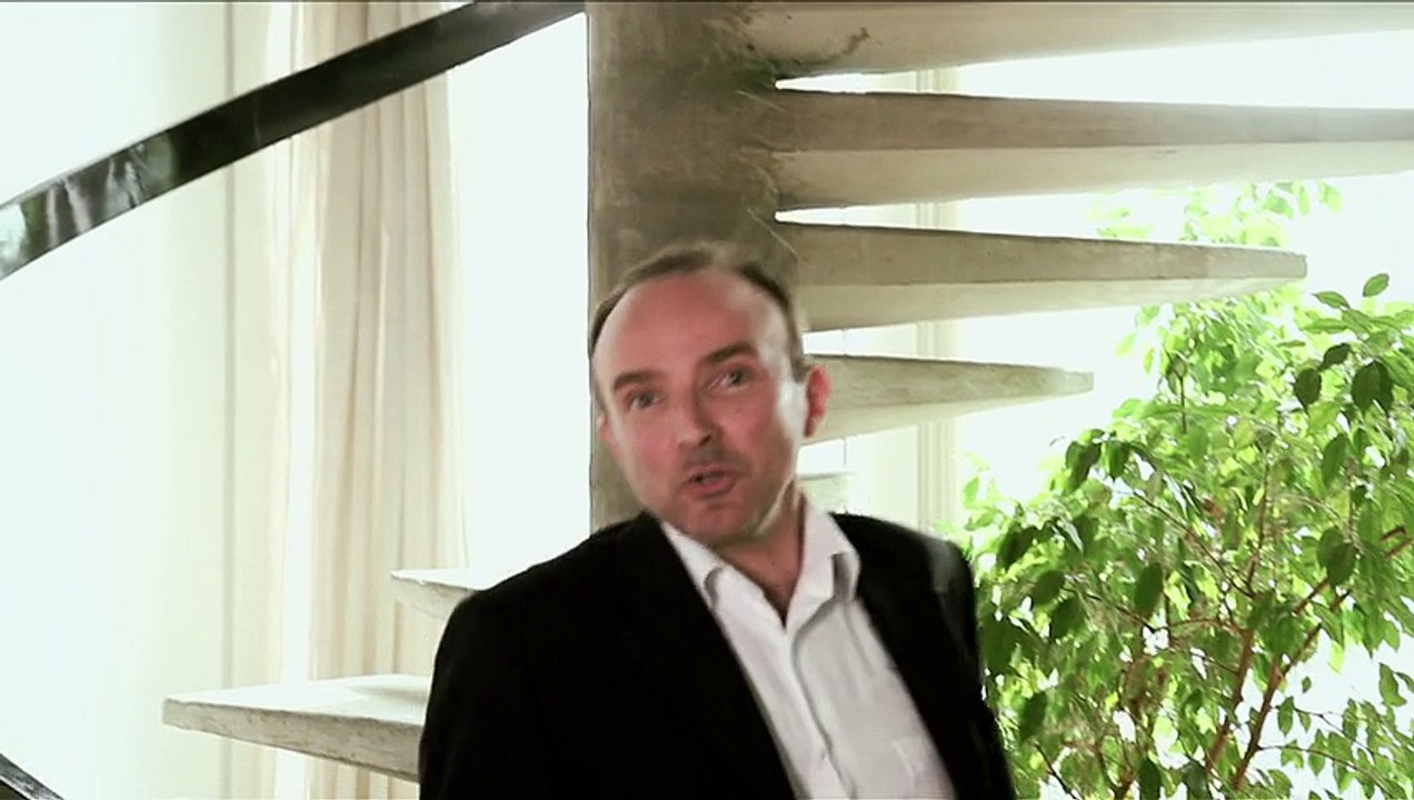 Parti Communiste Français (PCF) - parti politique - avril 2011 - "Réalités", spot 2 minutes