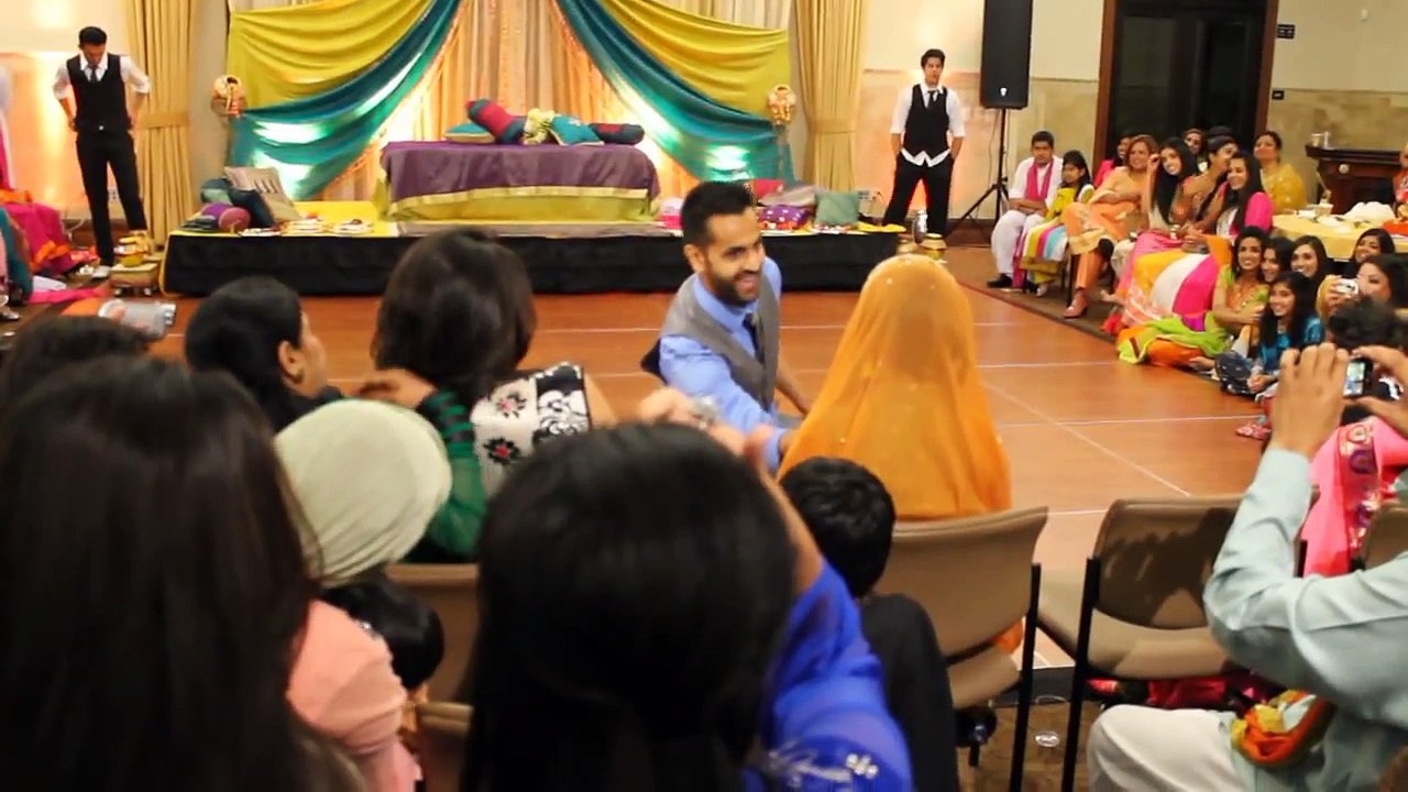 GREATEST MEHNDI DANCE EVER pt 3!!!!!!!!