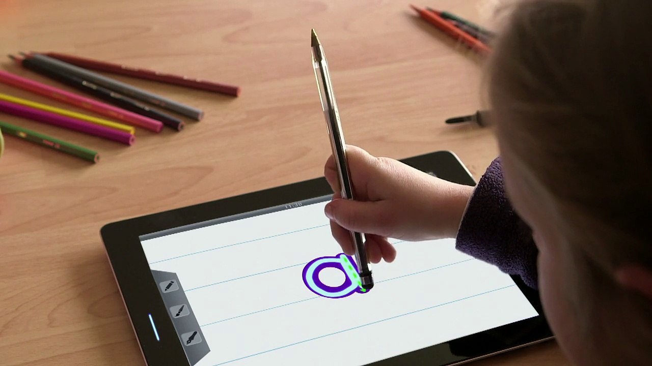 Pixelis pour Bic - stylo stylet Bic Cristal Stylus, "Du papier à l'écran en un instant" - janvier 2014