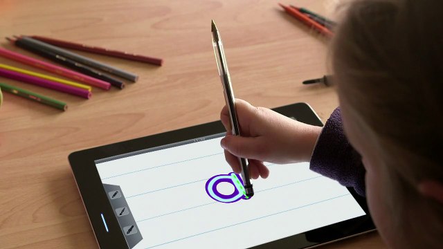 Pixelis pour Bic - stylo stylet Bic Cristal Stylus, Du papier à l'écran en un instant - janvier 2014