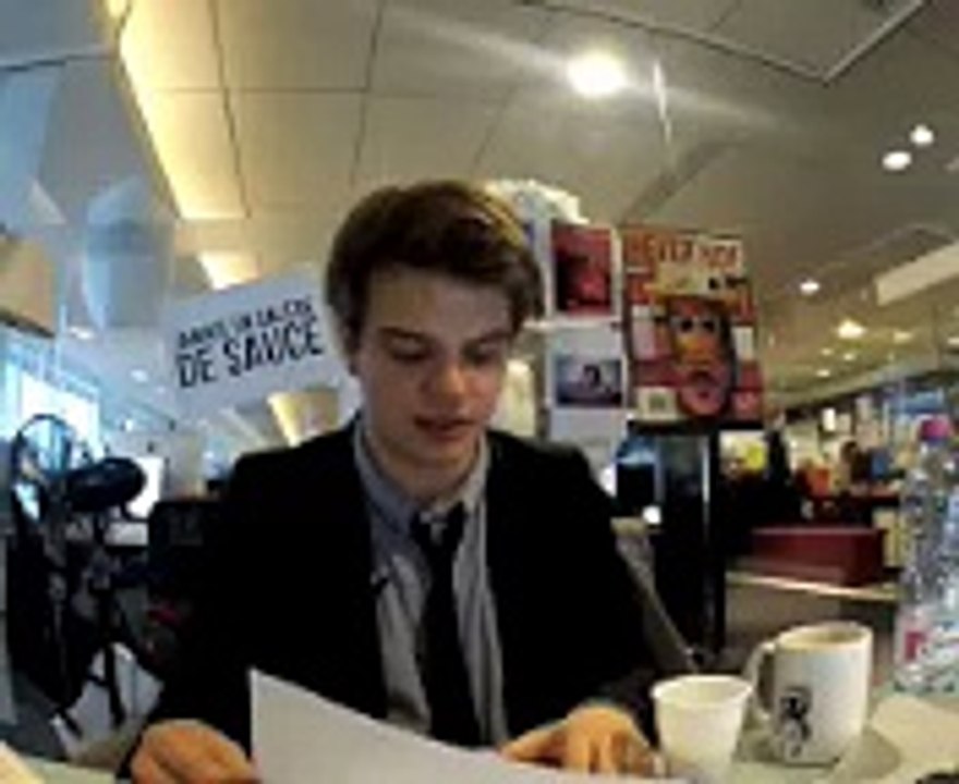 Marcel - agence de communication, "La plus longue vidéo de remerciements du monde, http://on.fb.me/MarcelMerci" - mars 2012