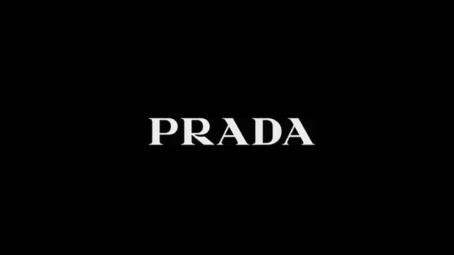 Prada - vêtements et accessoires, Il Palazzo, prada.com - novembre 2012