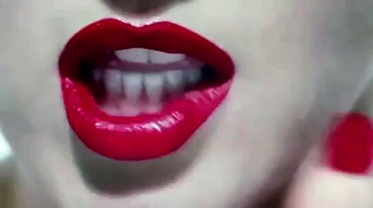 L'Oréal - rouge à lèvres Rouge Infaillible - janvier 2011 - "Gwen Stefani"