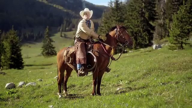 Ogilvy & Mather Londres pour Expedia - agence de voyages Expedia.fr, «Devenez aussi intéressant que vos voyages» - juin 2014 - cowboy