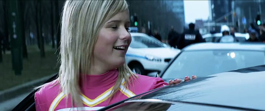 Orange - opérateur téléphonie, Internet, télévision, Orange Cineday, La pom pom girl, avec Catherine Deneuve - mars 2012 - Cheerleader