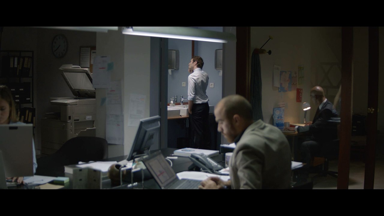 Publicis Conseil pour Action contre la Faim (ACF) - organisme humanitaire, "3 minutes" - octobre 2013 - dent