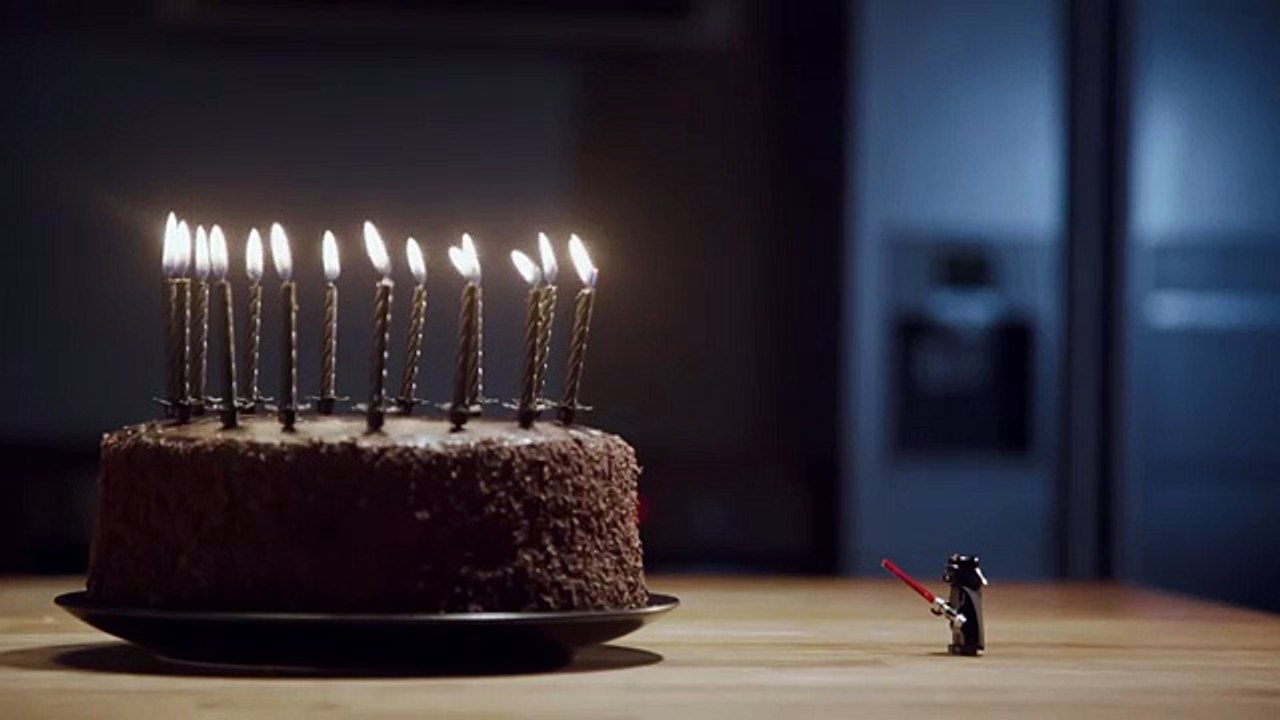 Monsieur White pour Lego - jeux de construction Lego Star Wars, «Happy Birthday, avec Dark Vador» - juin 2014