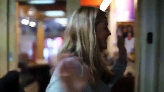 Ogilvy & Mather Londres pour Dove (Unilever) - produits de beauté, Dove Camera Shy - mars 2014