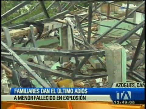 Familiares de menor fallecido en explosión le dan el último adiós
