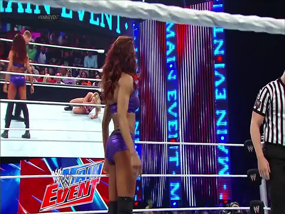 Alicia Fox vs Emma
