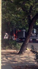 #13E Policías queman camión en los alrededores de la URBE