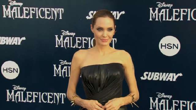Jolie Pained By Golden Globes Snub
