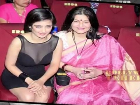 WTF ! Akshara Haasan Wardrobe Malfunction OMG - #ShamitabhTrailerLaunch