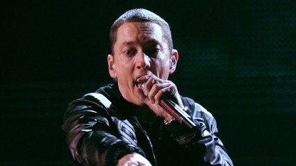 Eminem Secretly Visits Fan With Cancer