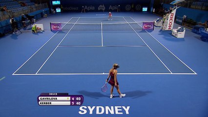 Sídney - Kerber sufre pero gana a Gavrilova