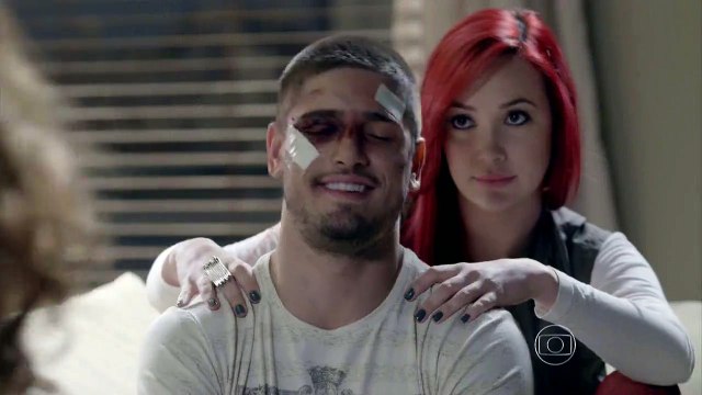 João Lucas e Du - Ela fazendo massagem! Fazendo lanche pra ele.