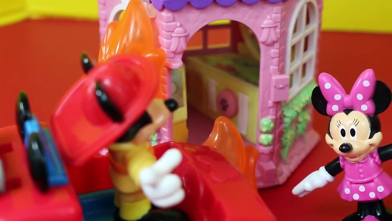 Mickey Mouse Firehouse DisneyCarToys Peppa Pig House Fire Minnie Mouse Disney Princess Rapunzel