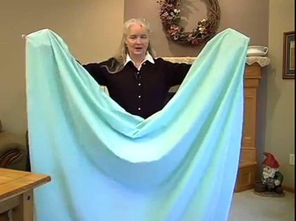 Comment plier un drap housse en quelques secondes - Méthode efficace!