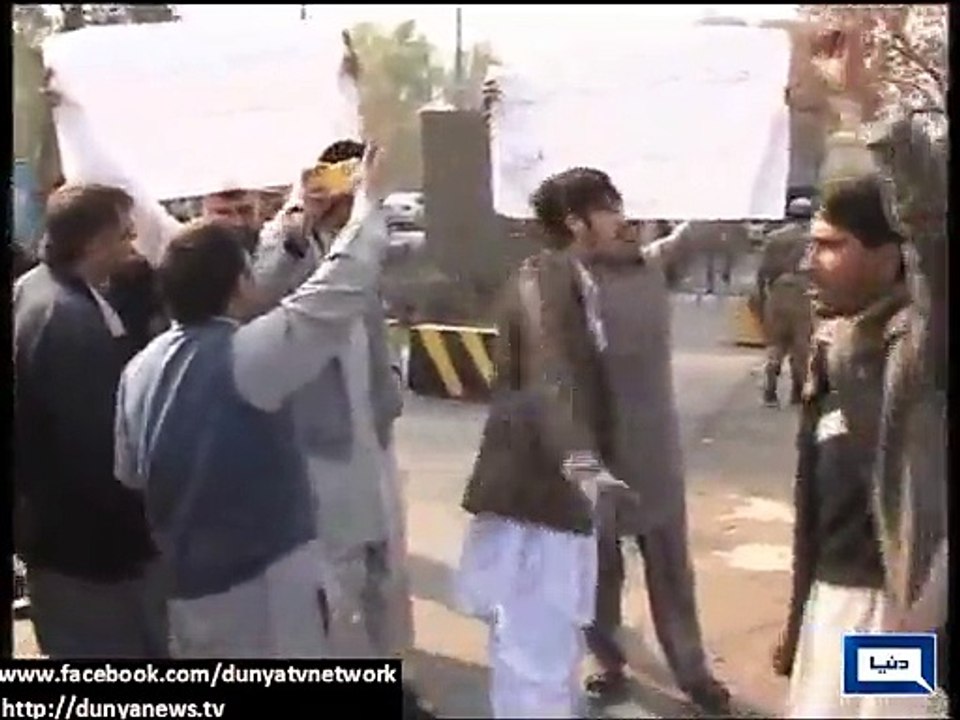 Family of Peshawar martyrs chants go imran go