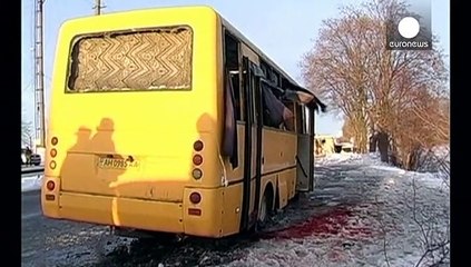 Távolsági buszt ért rakéta találat Kelet-Ukrajnában