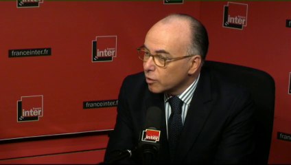 Bernard Cazeneuve : "Il faut des évolutions juridiques pour mieux contrôler ceux qui peuvent représenter un risque"