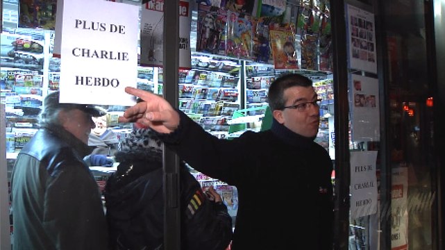 Charlie Hebdo : les kiosques pris d'assaut dès l'aube