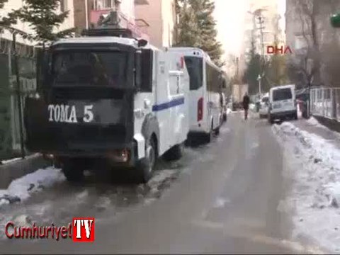 Cumhuriyet Gazetesi Ankara Bürosu önünde 'Charlie Hebdo' önlemi