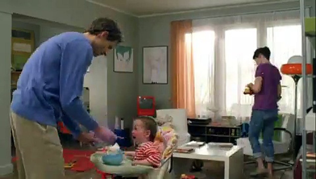 Volkswagen - voiture Touran Concept II TDI - avril 2009 - "Etre père se paye déjà assez cher", "Le cri"