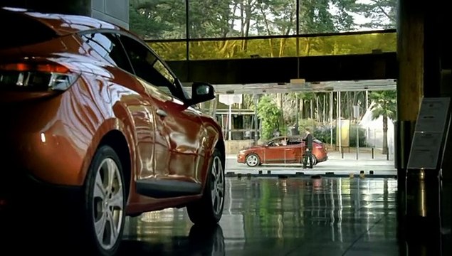 Renault - voiture Mégane Coupé - mars 2009 - Il est temps de changer , Back to the future