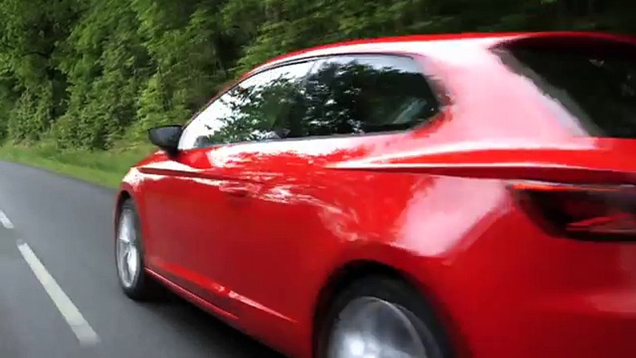 Seat - voiture Seat Leon SC, "Alex Goude et Sandrine Corman" - juin 2013 - conduite