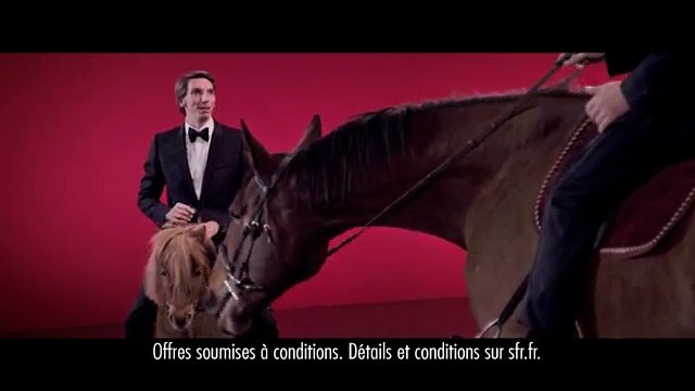 SFR - opérateur téléphonie, Internet, télévision, A Noël, serez-vous 4G Ready ?, avec Gad Elmaleh - décembre 2012 - poney cheval