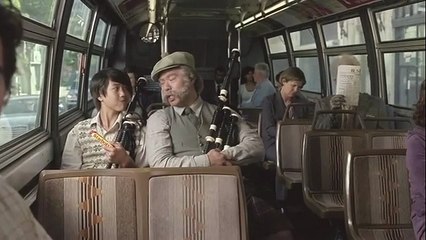 Starbust (Mars) - bonbons aux fruits - août 2010 - "Zombie"