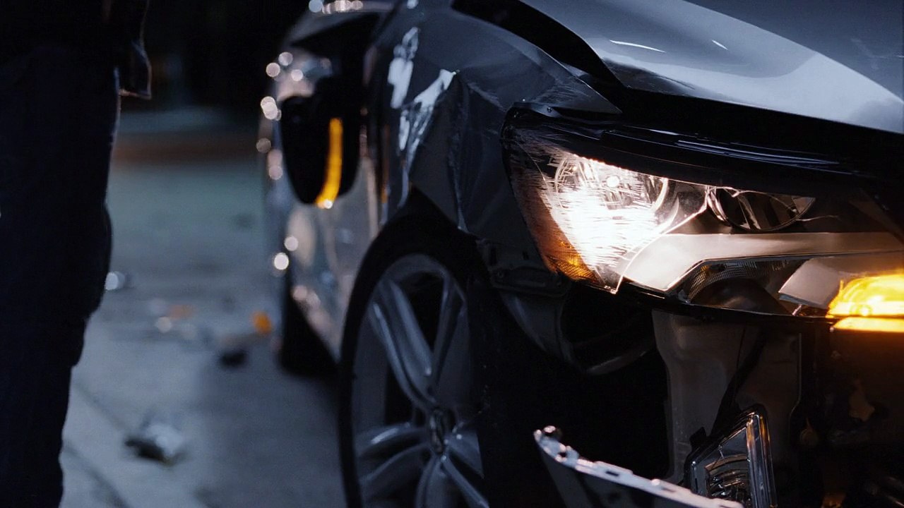 Volkswagen - voiture Volkswagen Passat, Volkswagen Jetta, "Tree (arbre), Crash (accident)" - mai 2012 - Crash