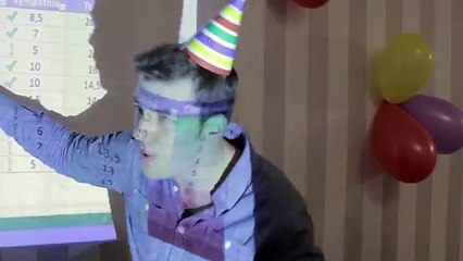 Wunderman pour Microsoft - logiciel, "Office 365, avec Pierre Croce" - septembre 2013 - classer ses amis avec excel