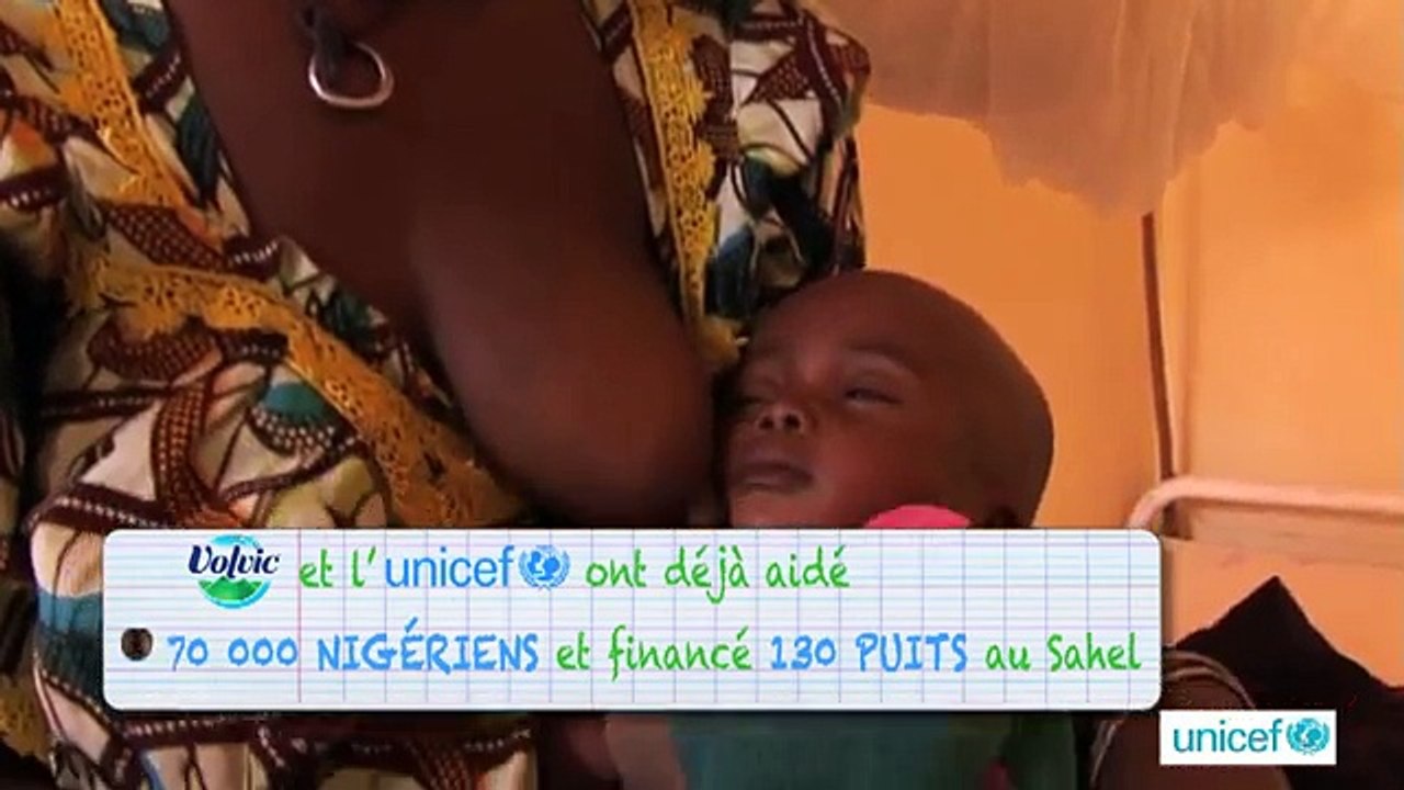 Volvic - eau minérale, "1 vidéo regardée, 1 litre d'eau puisée au Sahel, www.youtube.fr/volvic" - avril 2012