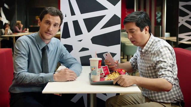 Tribal DDB Toronto pour McDonald's Canada - restauration rapide, «Fry defender» - novembre 2014