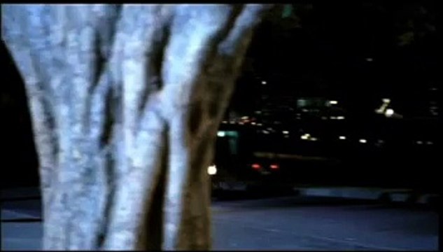 Renault - voiture Twingo - février 2010 - Bien dans son époque, bien dans sa Twingo , Coming home late