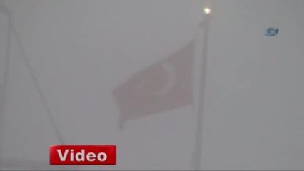 Çanakkale Boğazında Sis