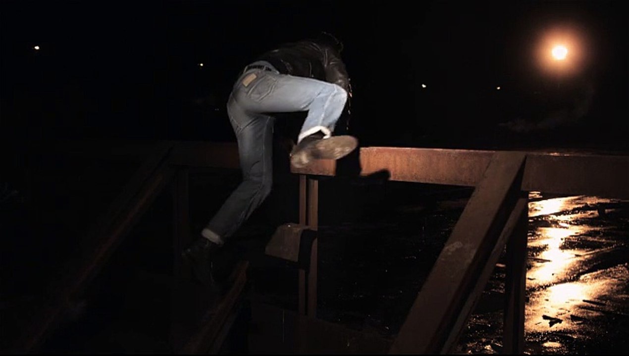 Wrangler - jeans Blue Bell collection Automne-hiver 2010 - juillet 2010 - "Faites courir Tony Ward"