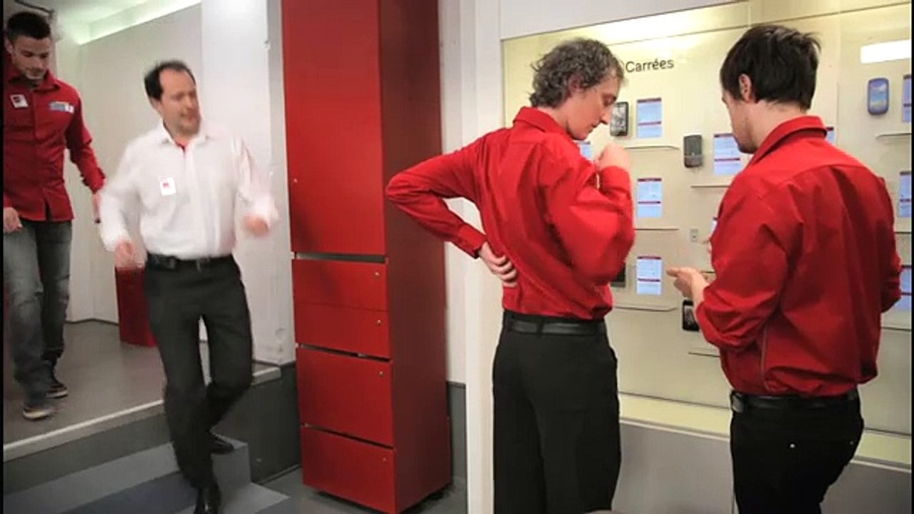 SFR - opérateur téléphone, télévision, Internet, "Vis ma vie de conseiller SFR, www.sfr.fr" - mai 2012 - bande-annonce