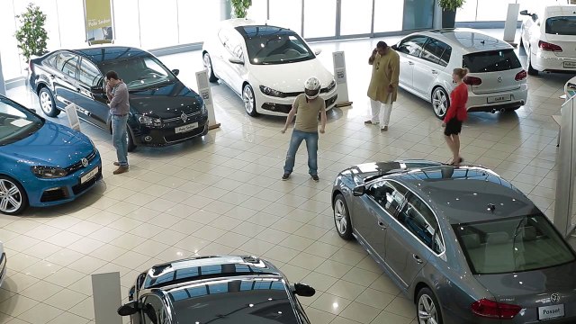 Volkswagen - voiture Volkswagen Passat, Harlem Shake - mars 2013