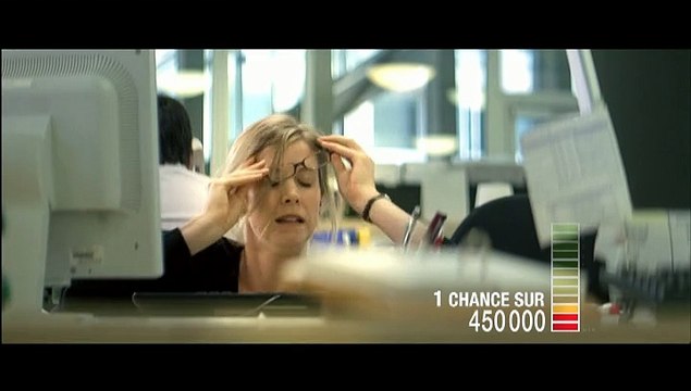 Renault - voitures - septembre 2010 - Les probabilités, 1 chance sur 300 de vous faire rembourser votre Renault , Le bureau