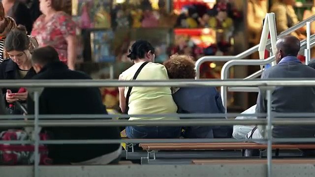 TBWA Paris pour Ouigo (SNCF) - compagnie ferroviaire à petits prix, «Fête des mères» - mai 2014