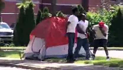 Sex In A Tent Prank(wapking.cc)